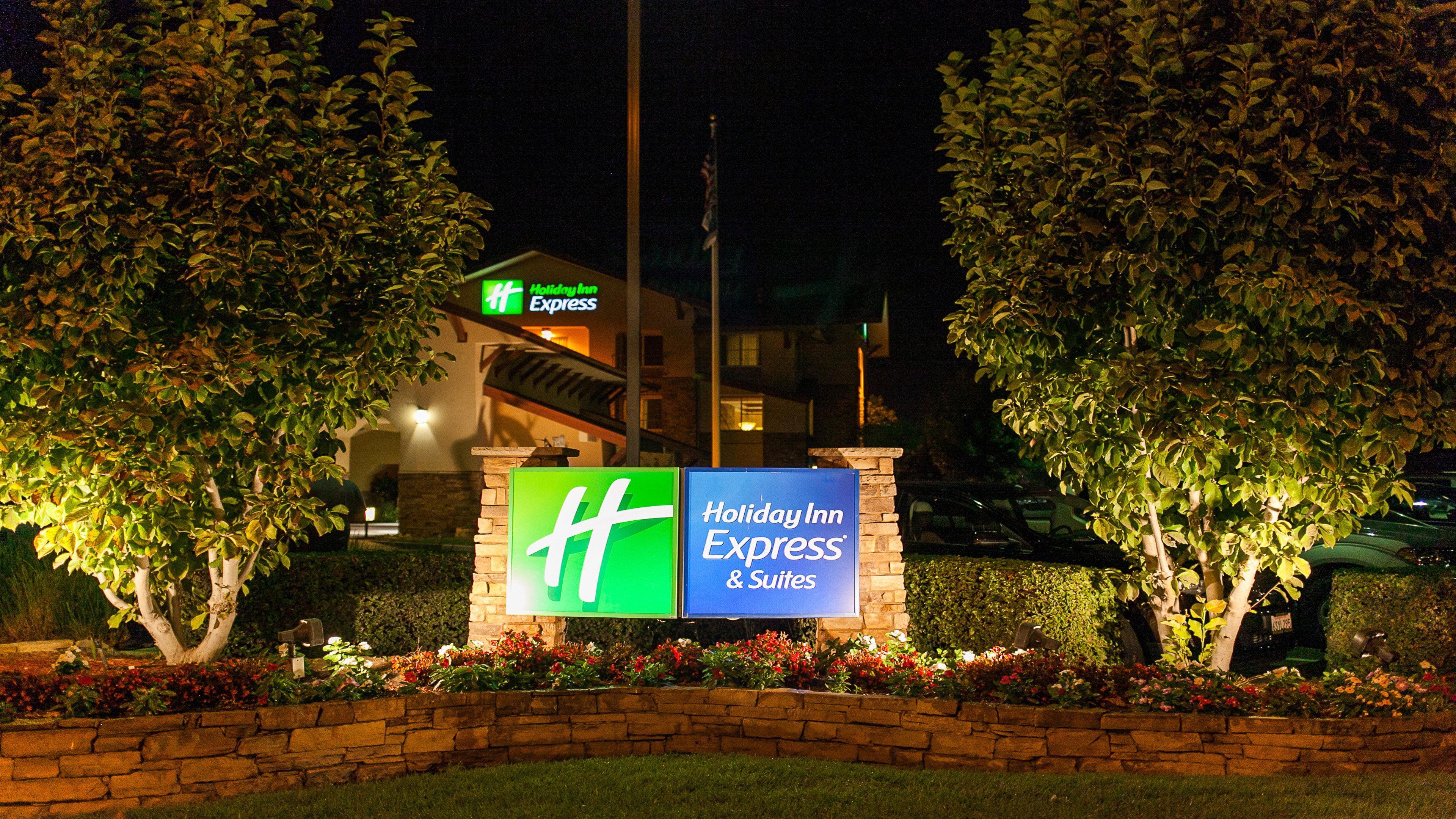 Holiday Inn Express Turlock, An Ihg Hotel Exterior photo